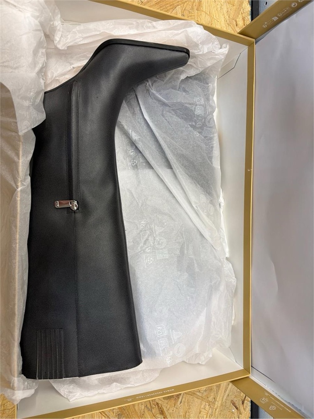 Michael Kors Women's 7M Darrah Heeled Boot - Picture 6 of 7